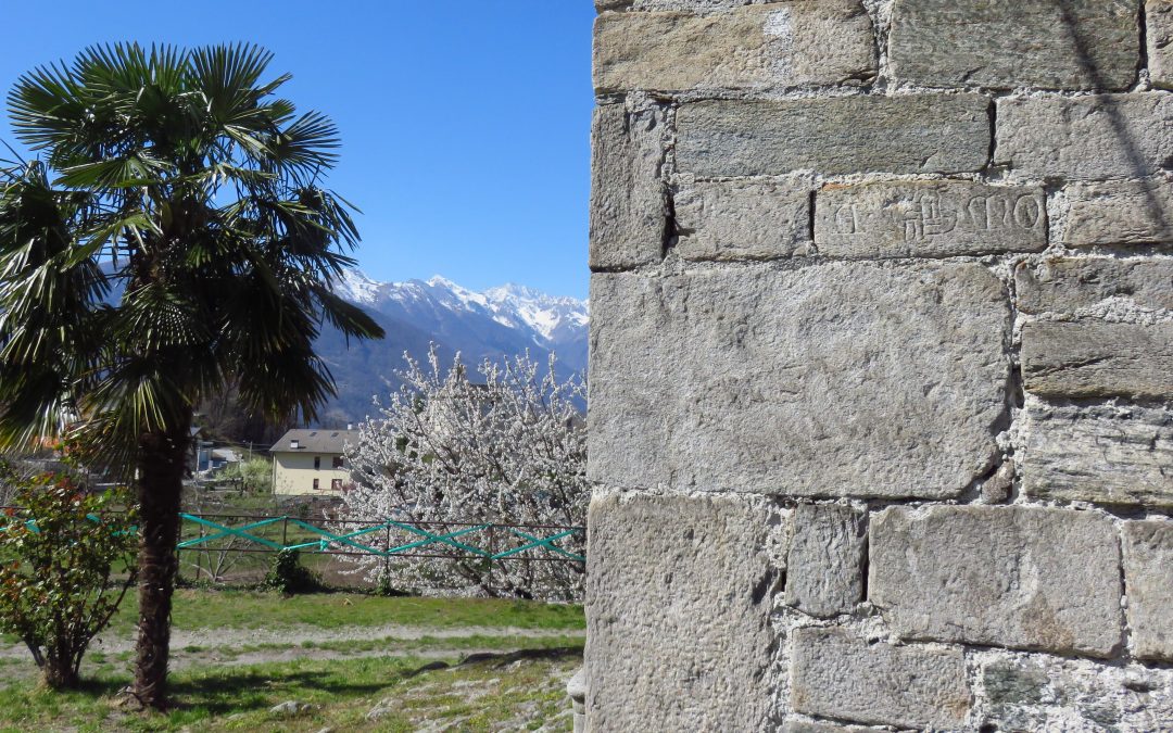 Trontano: das Schloss und der Weg zur Val Grande